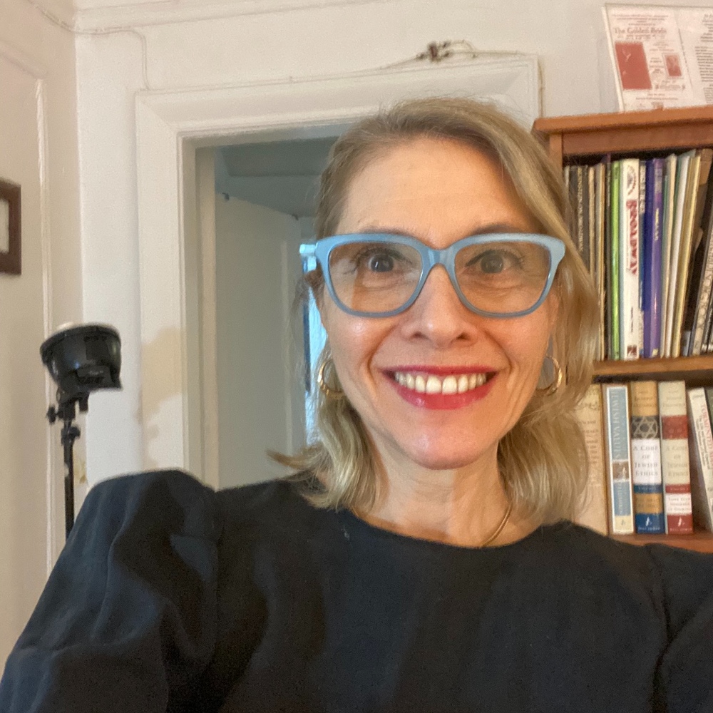 Meet your Posher, Posh